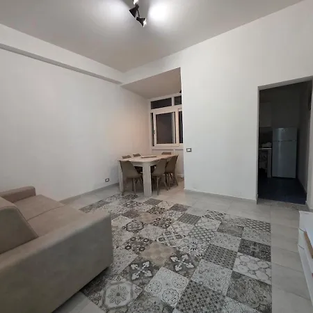 Appartement Vivaldi Holidays Historic House In The Center Of Palermo