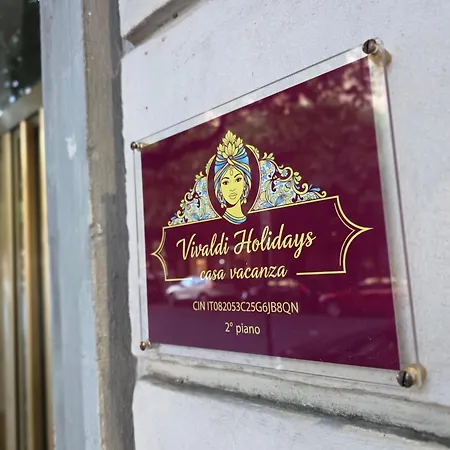 شقة Vivaldi Holidays Historic House In The Center Of